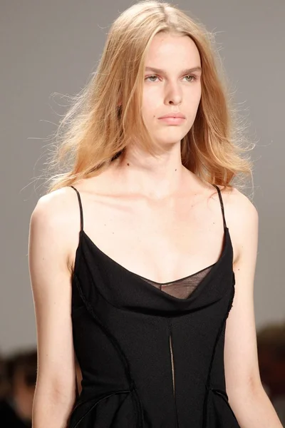 Look 44